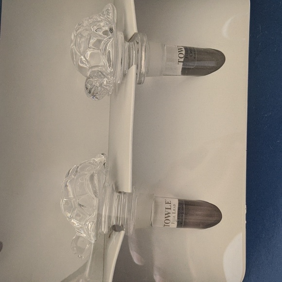 Turtle Crystal Bottle Stoppers Set - Picture 4 of 5